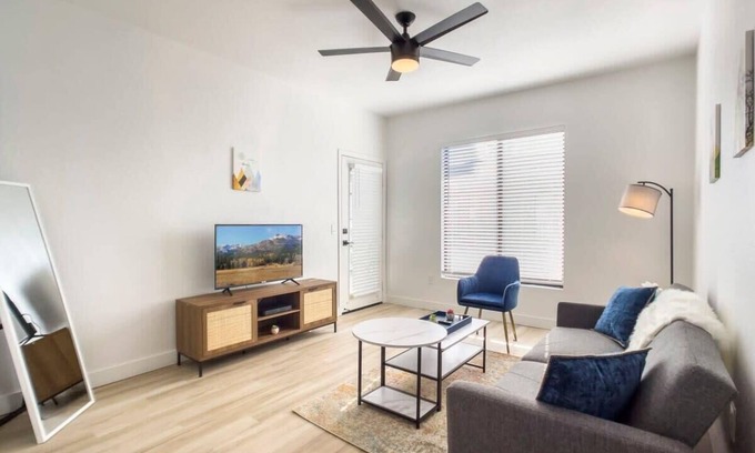 Kierland Apartamento | CozySuites Oasis at Kierland Commons!