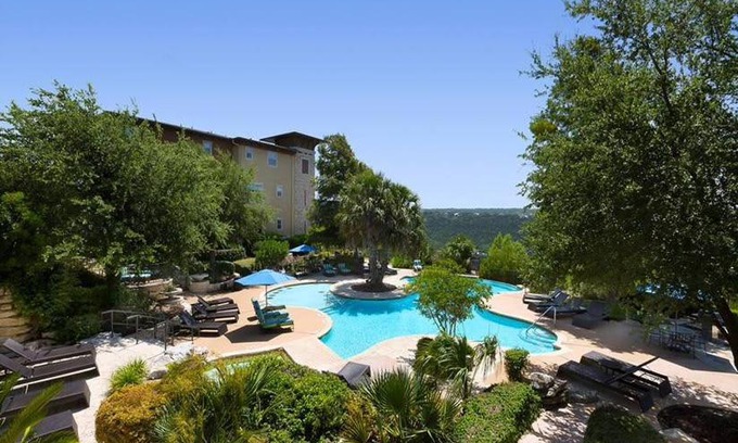 McNeil Apartamento | CozySuites Stunning 1BR Condo in Mountain Resort