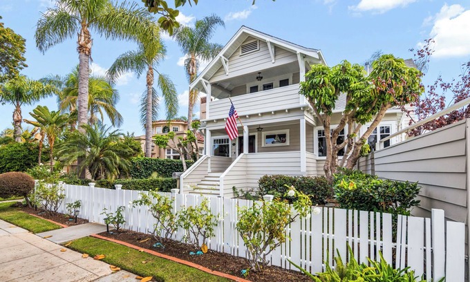 Coronado Casa | Craftsman Estate en CORONADO VILLAGE