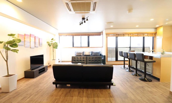 Kitahorie Villa | Crane Court KitaHorie