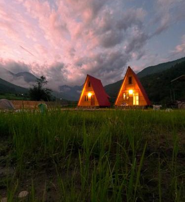 Bomdila Complejo | Cranes Nest by Taleries Stays