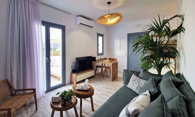 Kastraki Apartamento | Crea, Bright Beach Apartment