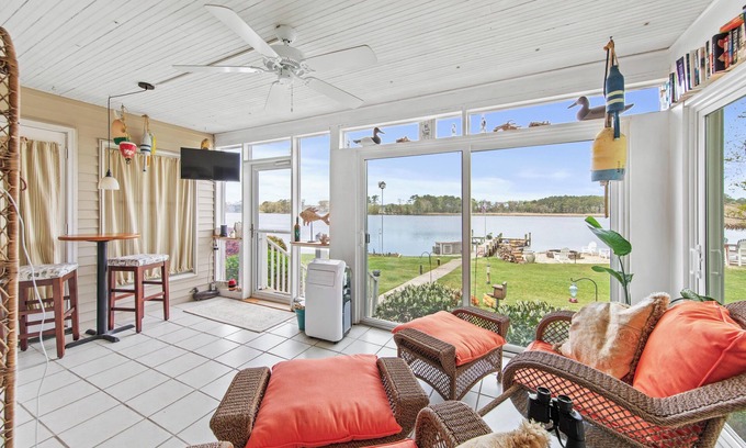 Selbyville Apartamento | Creek Suite With waterfront Sunroom