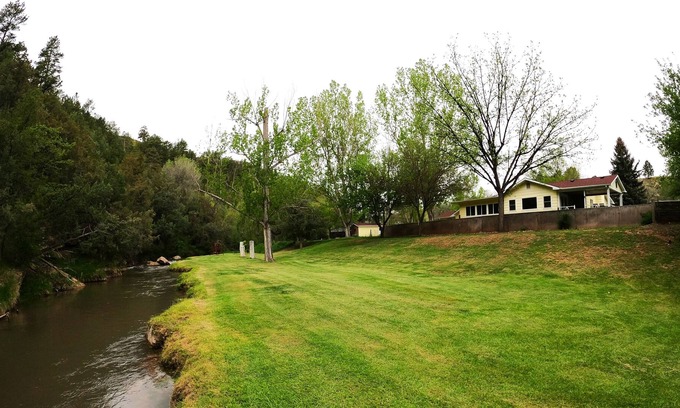 Hot Springs Casa | Creekside Retreat Minutes From Hot Springs