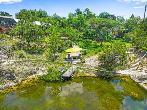 Wimberley Casa | Creekside Vista Escape - Cabin