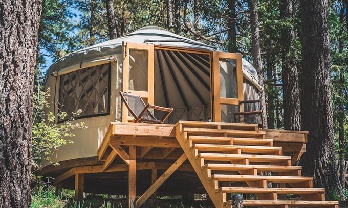 Idyllwild Casa | Creekside Yurt: EV Charger, New Heater/AC, Grill, Hammock, Pets OK
