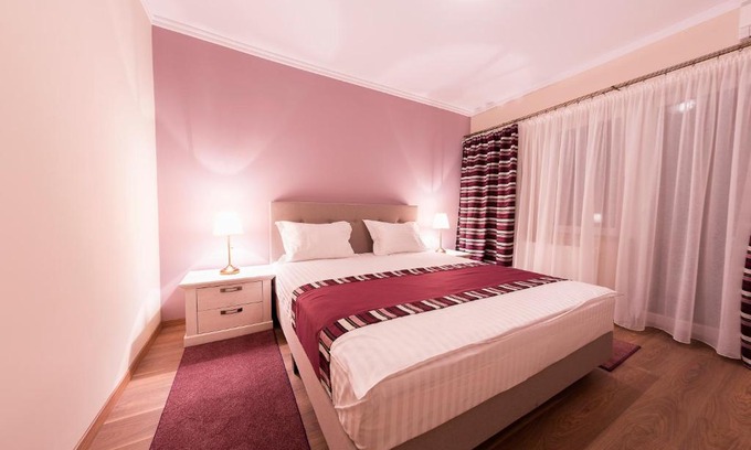Alba Iulia Apartamento | Crema Residence