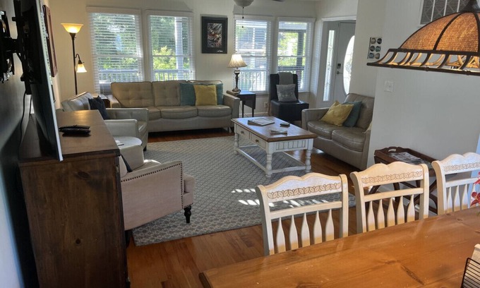 Folly Beach Casa | “Crescent Moon” - 5BR – established, top rated, dog friendly, 5 min walk to beach!