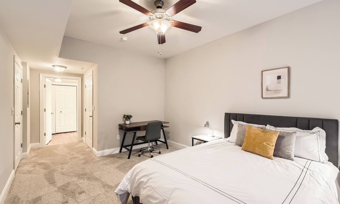 Old Fourth Ward Apartamento | Crest at Midtown 4209 l 1 Bedroom 1 Bathroom