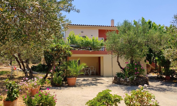 Varipetron Cabaña | Cretan Rural Living in Olive Grove Cottage