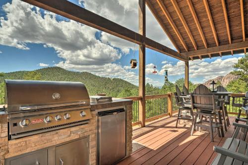 Cripple Creek Casa | Cripple Creek Mountain Getaway with Hot Tub and Views!