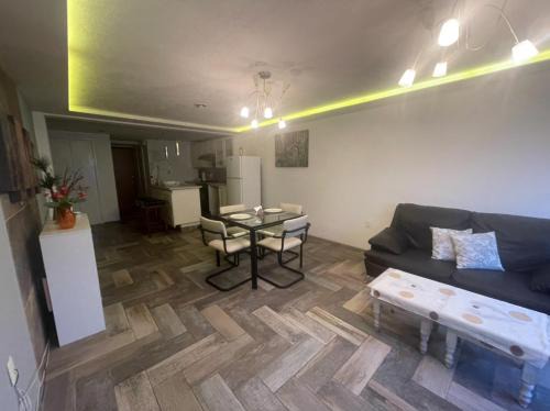 Tlalnepantla de Baz Apartamento | Cris Apartamento Nuevo y amplio Tlalnepantla 2-3 per, 5min CDMX Metro Rosario