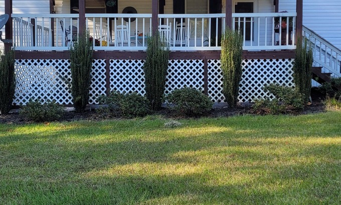Iuka Casa | CROSSROADS TO PICKWICK THE PORCH