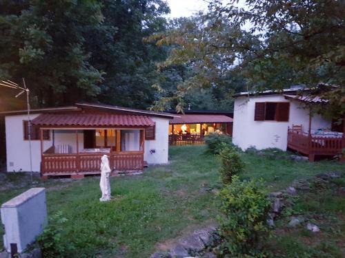 Porlezza Apartamento | CROTTO CARACO APPARTAMENTI BUNGALOW CHALET