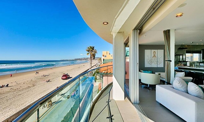 San Diego Casa | Crown Jewel in Mission Beach at Ocean Front Walk