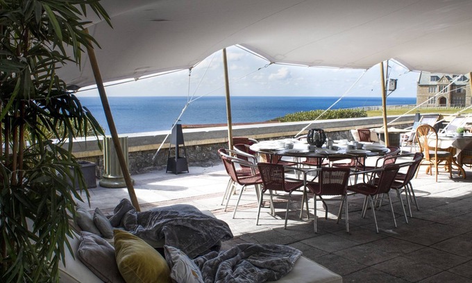 St Just Casa | Crowns, B&B - a hotel room that sleeps 2 guests in 1 bedroom
