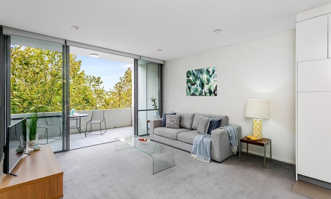 St. Leonards Apartamento | Crows Nest - CLA26 - Clarke Street - Stylish Crows Nest Apartment with Balcony Overlooking Park