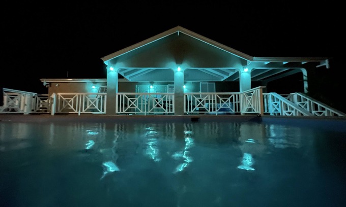 Frederiksted Southeast Casa | CruzanBeachHouse - 2 Bedroom/2 Bathroom House, Ocean View, Walk to sandy Beach