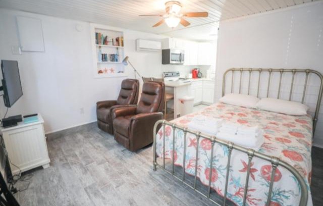 Kure Beach Casa | Crystal Shores Unit 2 - Ocean Front coastal retreat perfect for a beach getaway! villa