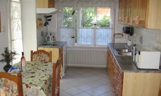 Eger Apartamento | Családi Vendégház