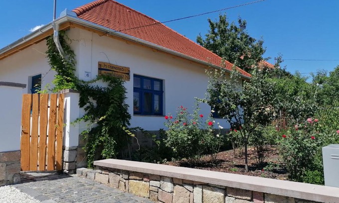 Noszvaj Apartamento | CSENDÜLŐ VENDÉGHÁZ