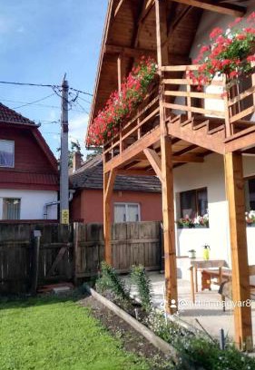 Siculeni Casa | Csicsói Csűrház