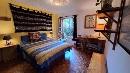 Coyoacan Casa | Cuarto baño sala San Angel cerca de ITAM UNAM Bazar Sábado