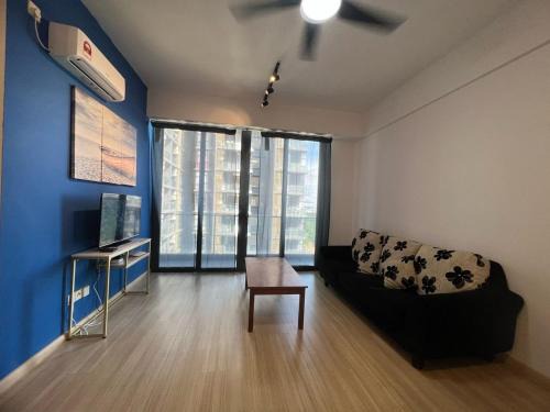 Taman Daya Apartamento | CUBE8TEEN 1BEDROOM 2QUEEN HOST BY wendy