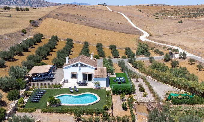 Coin Cabaña | Cubo's Casa el Rincón de La Jara / piscina privada / alta privacidad / aire acondicionado
