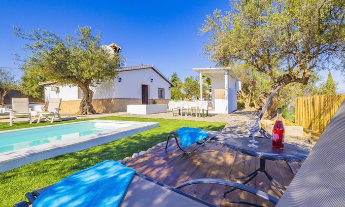 Alhaurin el Grande Cabaña | Cubo's Casa Rural La Oliva / piscina privada / aire acondicionado / wifi gratis