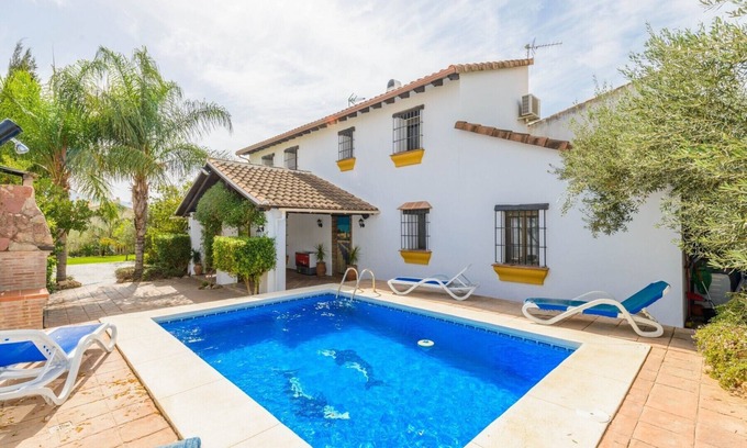 Villafranco de Guadalhorce Cabaña | Cubo's Casa La Viña / piscina privada / aire acondicionado / wifi gratis