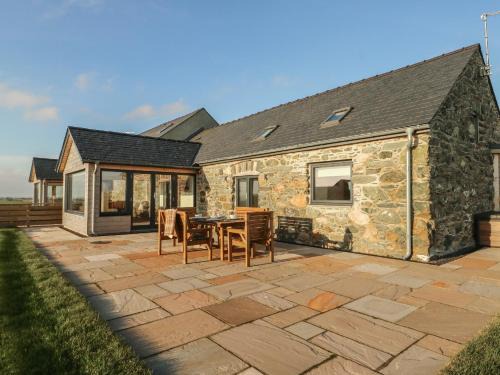 Holyhead Casa | Cuddfan