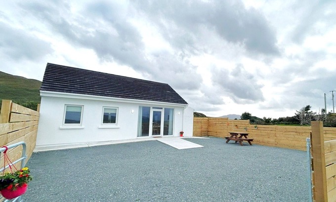 Glassillaun Cabaña | Culfin Cottage Your Beachside Escape