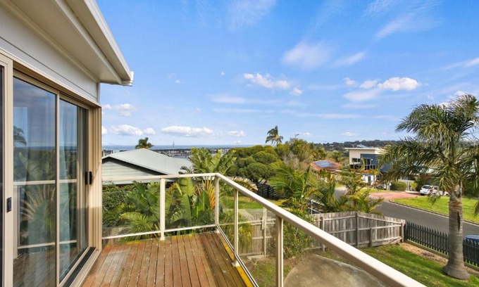 Lakes Entrance Casa | Cunninghame Views
