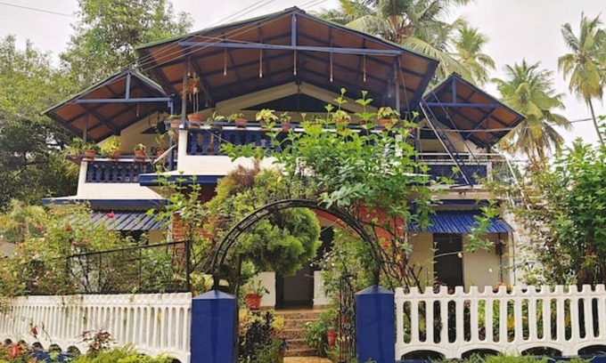 Anjuna Casa | Curlies Blue House - 5Bhk Villa near Anjuna Beach