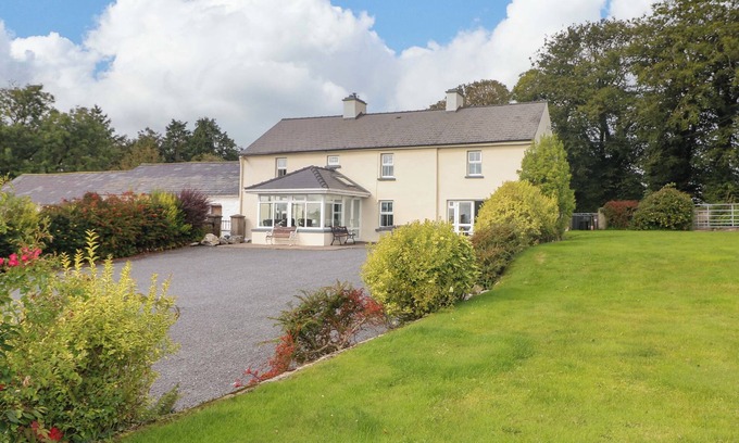 Ballymacarbry Cabaña | CURRADOON HOUSE, family friendly in Touraneena, County Waterford