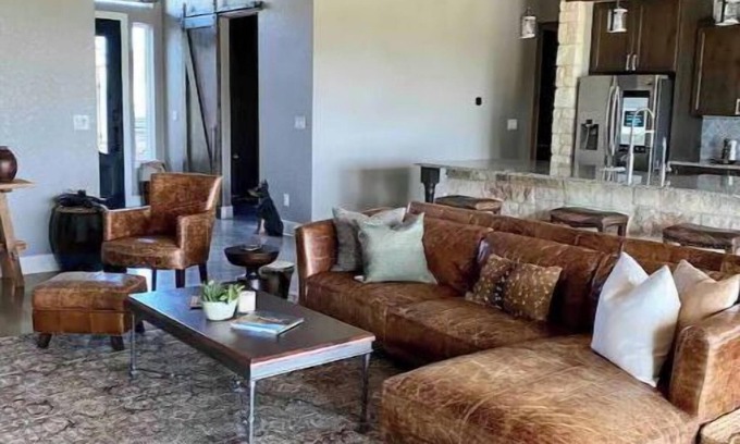 Bandera Casa | Custom 3 bedroom ranch in beautiful hill country