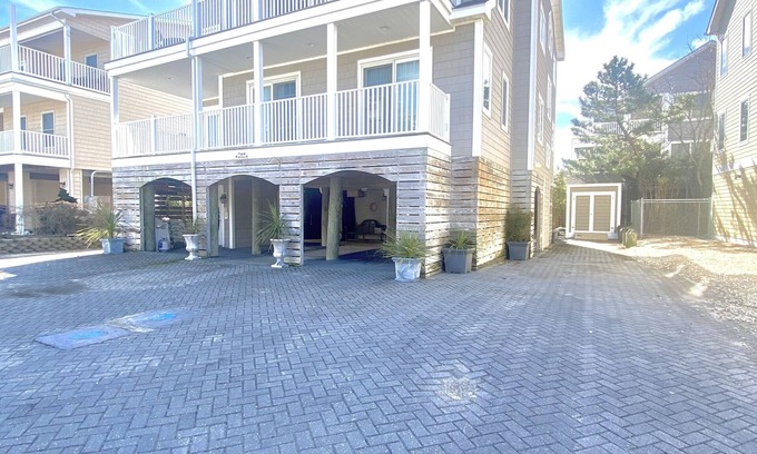 Dewey Beach Casa | Custom home by the sea!