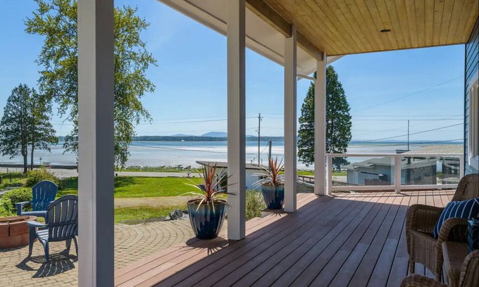 Birch Bay Casa | ⚓️⭐️🔥Custom Home Ocean View Public Beach Access WIFI
