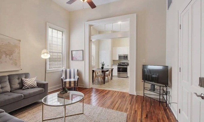 South 7th Ward Apartamento | Cute 1bed 1bath steps from French Q, Bourbon St and Jazz venues