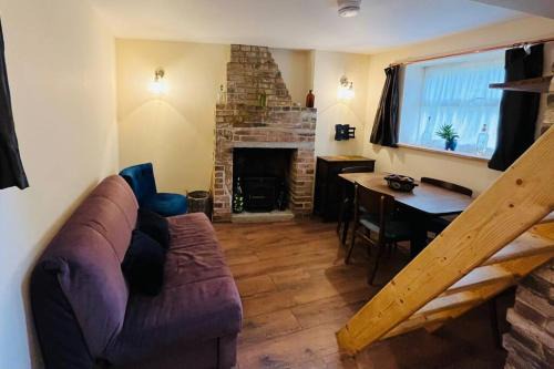 Heathfield Casa | Cute and Cosy Little Cottage