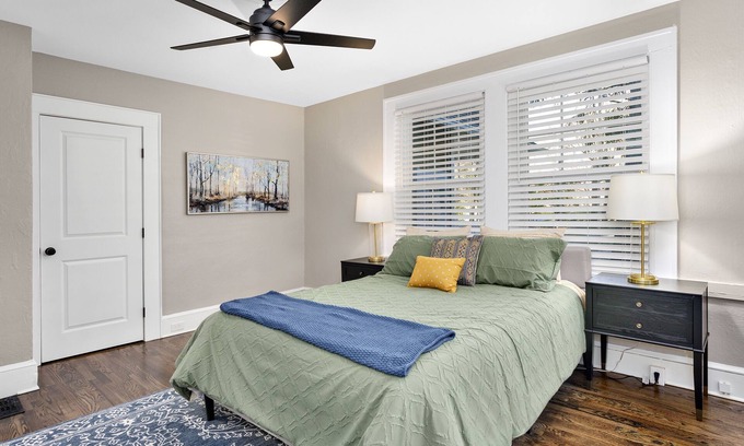 Woodfin Apartamento | Cute and Cozy 1 Bedroom Apt! Pet Friendly! Great WiFi!