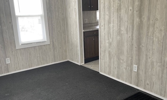 Mason City Casa | Cute and cozy home in a quiet neighborhood.