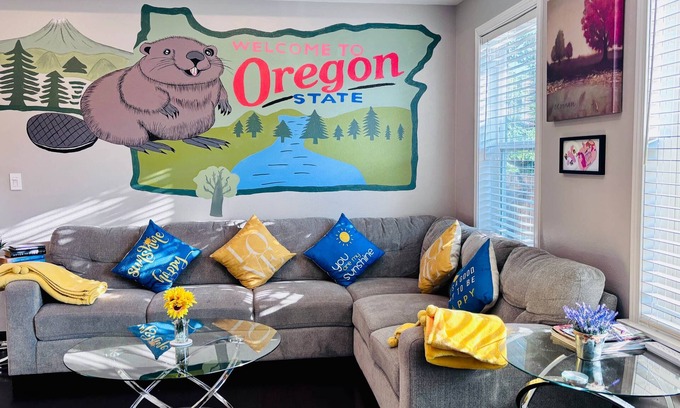 Albany Casa | Cute Artsy16 large parking, near parks, OSU, fairs