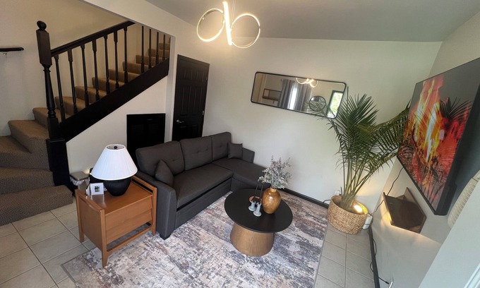 Beach Park Condominio | Cute & Cozy, 1bd Condo Apartment/townhouse