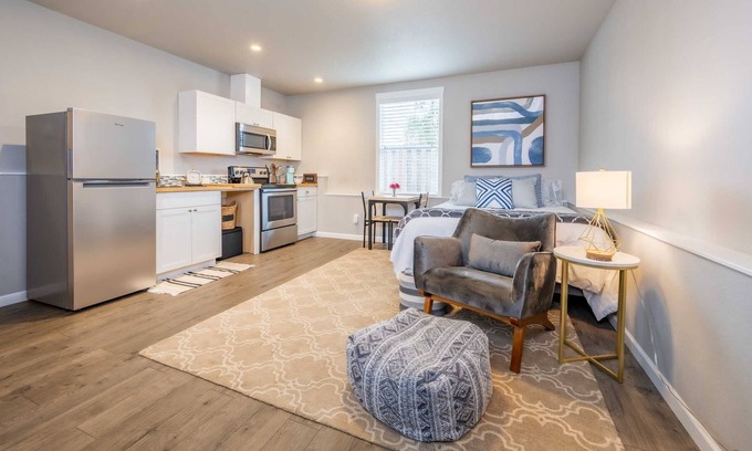 Centennial Cabaña | Cute cozy cottage