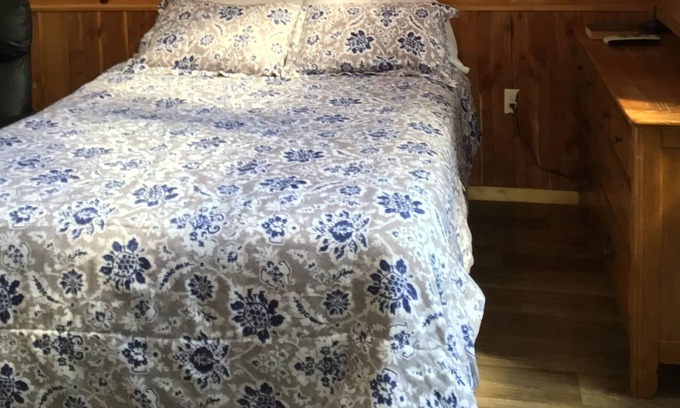Columbia Cabina | Cute Custom Cabin in the woods