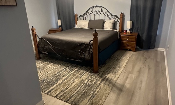Greenville Casa | Cute home only 3 minutes from ECU Health.