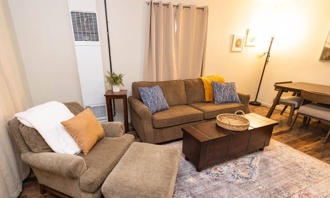 Prineville Condominio | Cute Newly Remodeled One Bed One Bath Home in Prineville