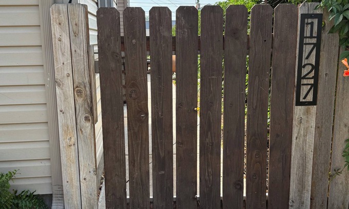 Westside Casa | Cutest Coop on Cooper Street for YOU and Your Furry Friends!